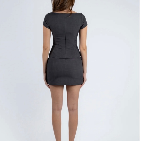 Fenity Fashion Iris Set in Gray - Picture 3 of 5